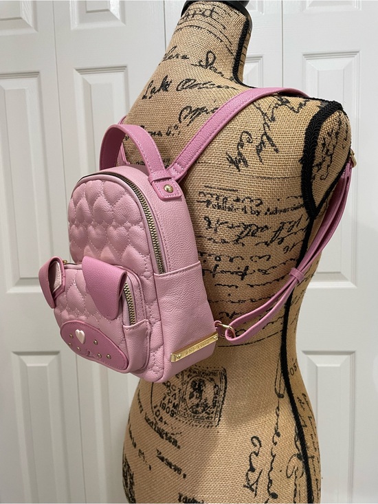 lululemon belt bag tiktok Lululemon Everywhere Belt Bag: What's Inside?